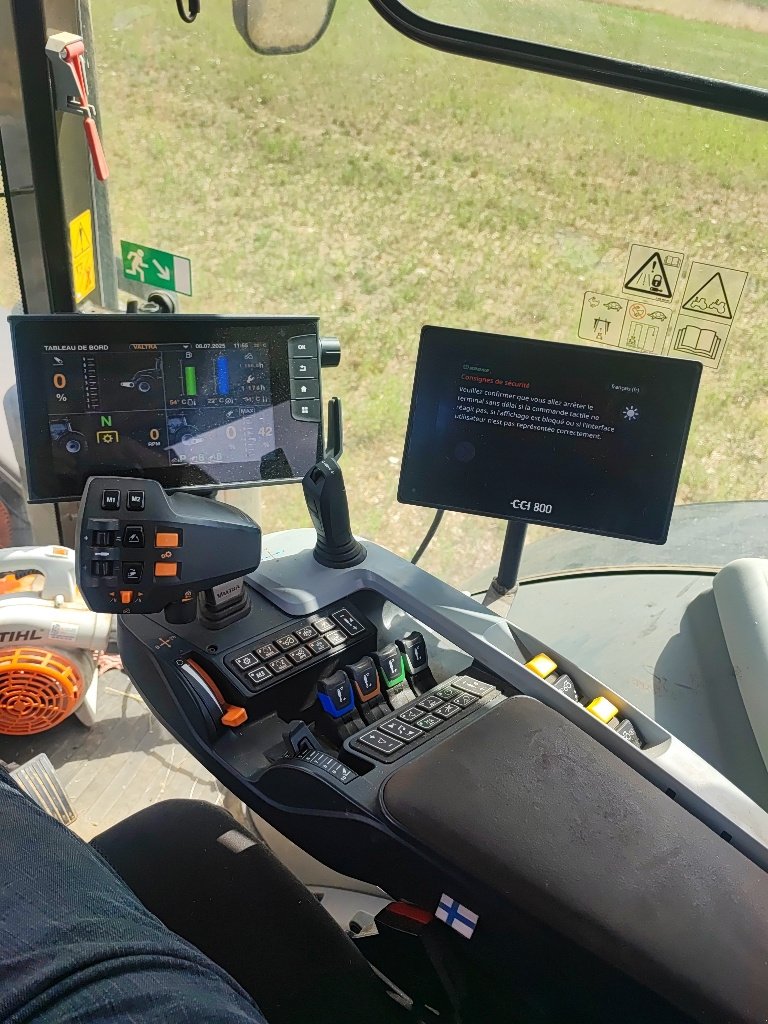 Traktor typu Valtra S294, Gebrauchtmaschine v LABASTIDE MURAT (Obrázek 5)