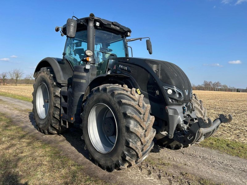 Traktor от тип Valtra S294, Gebrauchtmaschine в Könnern (Снимка 1)