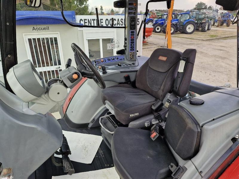 Traktor typu Valtra S323, Gebrauchtmaschine v BRAY en Val (Obrázek 7)