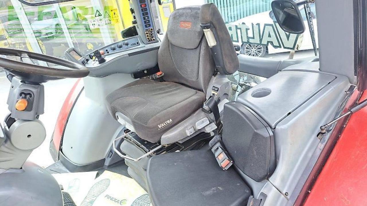 Traktor du type Valtra s353 rüfa, Gebrauchtmaschine en GROBELNO (Photo 16)