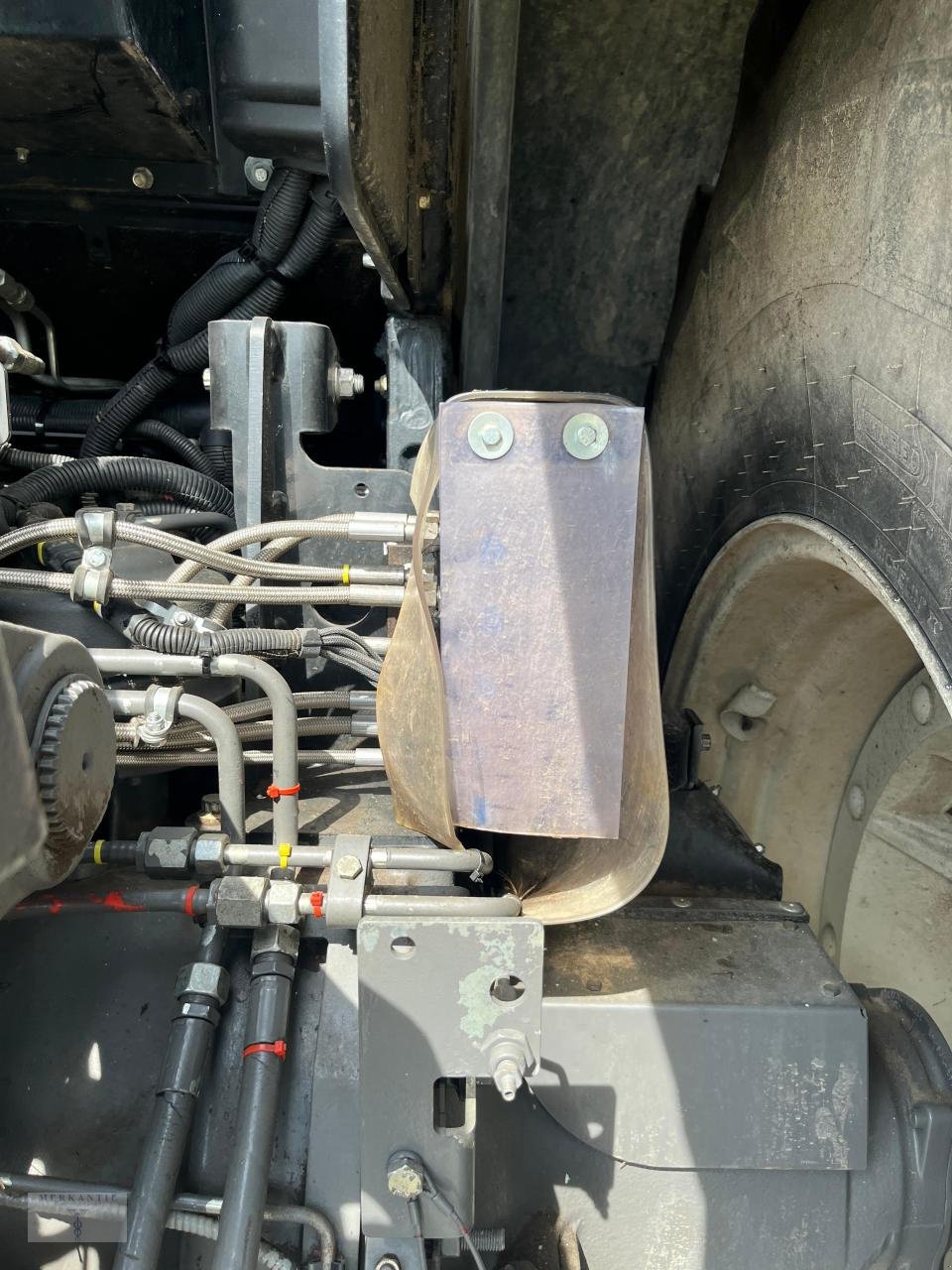 Traktor del tipo Valtra S374 mit RÜFA, Gebrauchtmaschine In Pragsdorf (Immagine 16)