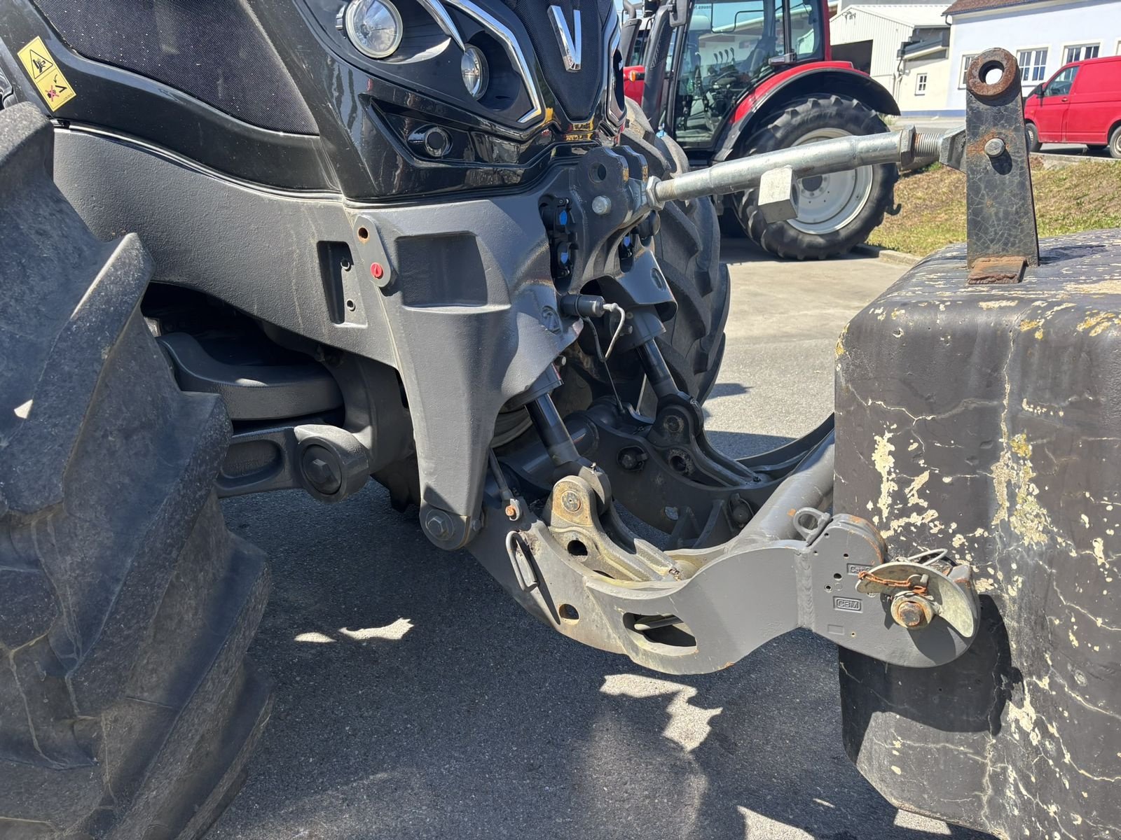 Traktor типа Valtra S394 (Stufe V), Gebrauchtmaschine в Göpfritz (Фотография 3)