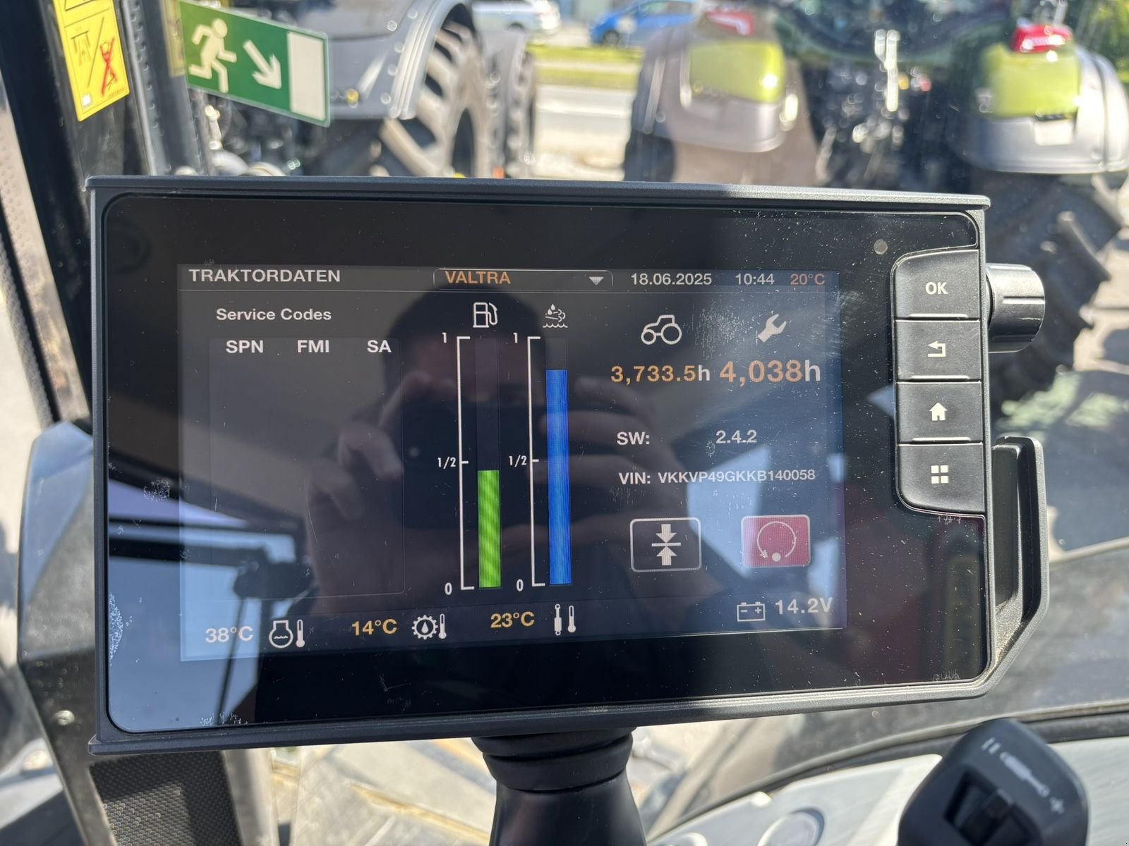 Traktor типа Valtra S394 (Stufe V), Gebrauchtmaschine в Göpfritz (Фотография 15)