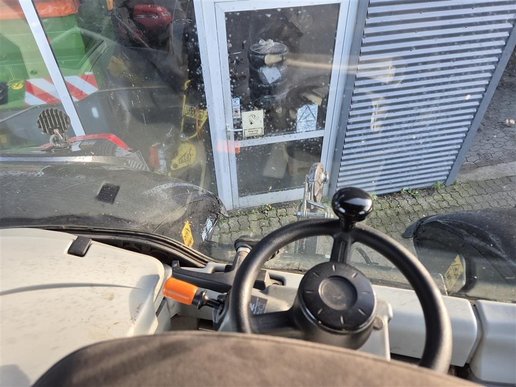 Traktor of the type Valtra S394 Twintrac, Gebrauchtmaschine in Høng (Picture 4)