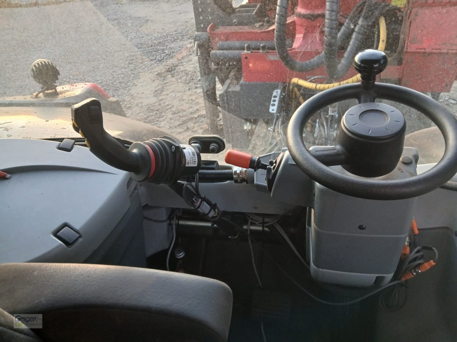 Traktor типа Valtra S394, Gebrauchtmaschine в Drachselsried (Фотография 9)