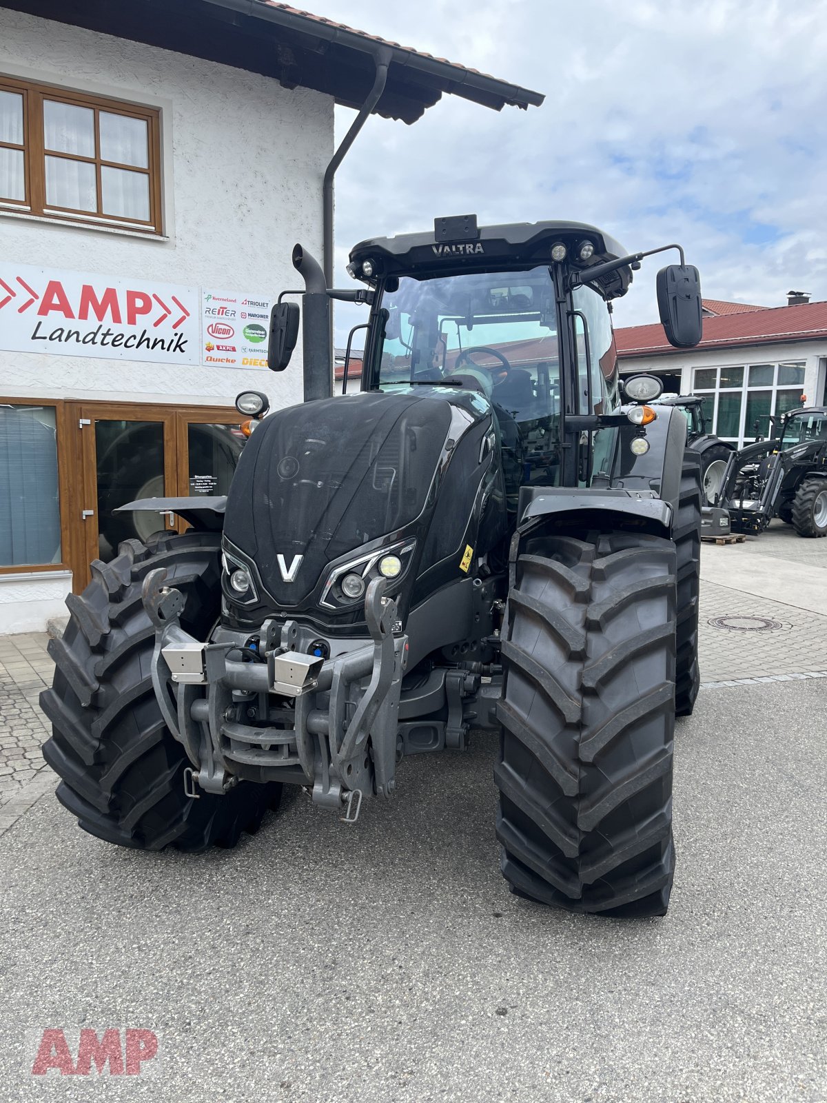 Traktor typu Valtra S394, Gebrauchtmaschine v Teising (Obrázek 2)