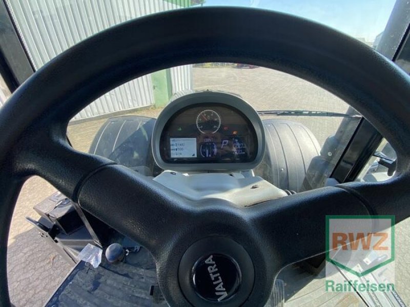 Traktor типа Valtra S394, Gebrauchtmaschine в Kruft (Фотография 10)