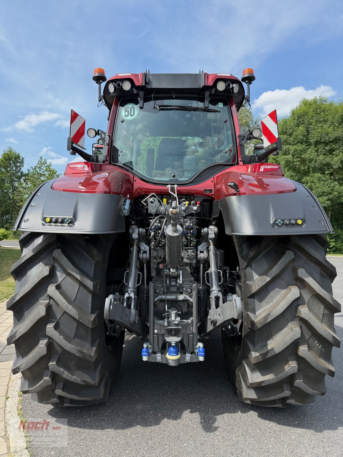 Traktor of the type Valtra S396, Neumaschine in Neumarkt / Pölling (Picture 5)