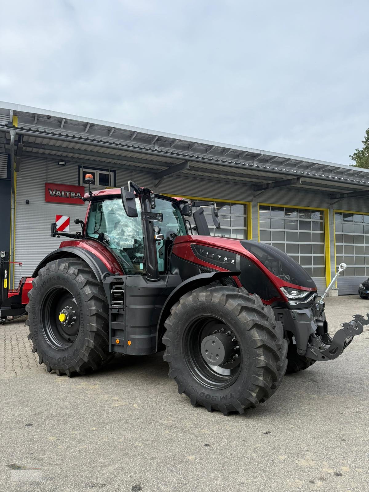 Traktor typu Valtra S416 Vorführer, Neumaschine v Fürsteneck (Obrázek 3)