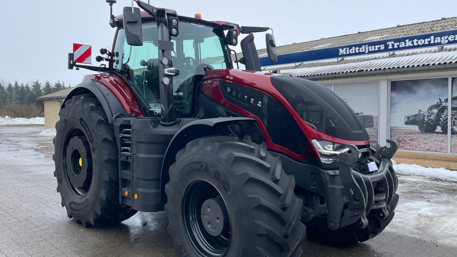Traktor del tipo Valtra S416, Gebrauchtmaschine In Nimtofte (Immagine 4)
