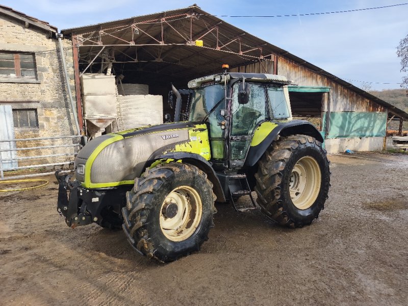 Traktor du type Valtra T 130, Gebrauchtmaschine en Saint-Rémy (Photo 1)