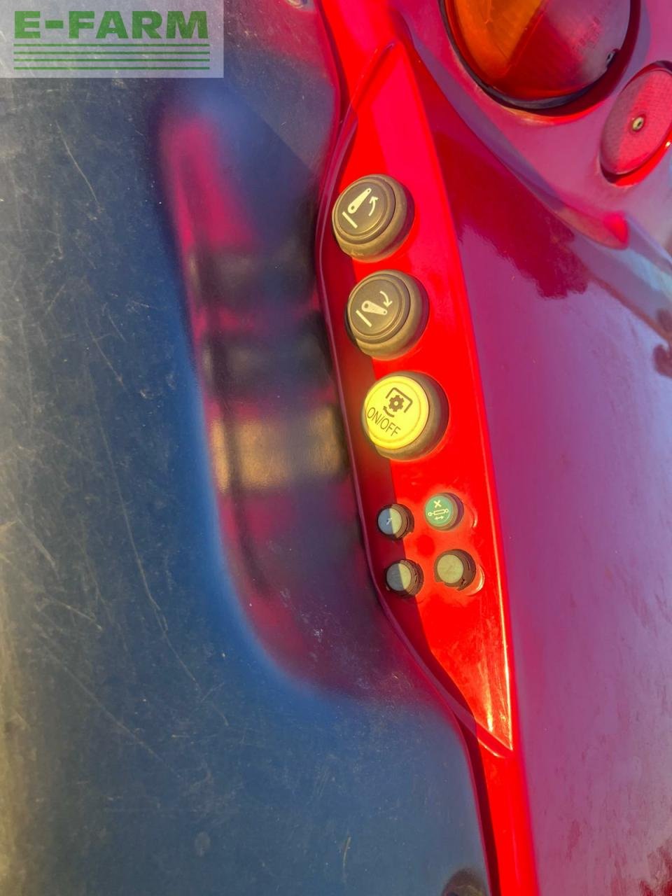 Traktor του τύπου Valtra t 132 v, Gebrauchtmaschine σε ST ANDIOL (Φωτογραφία 13)