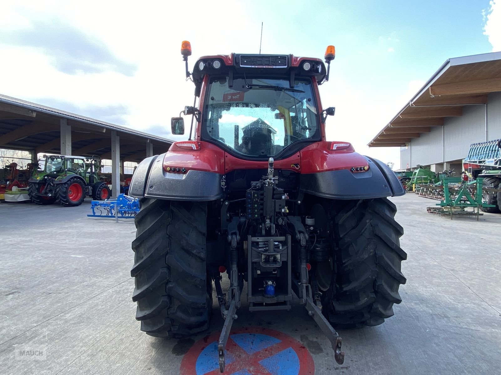 Traktor van het type Valtra T 144 Direct, Gebrauchtmaschine in Burgkirchen (Foto 5)