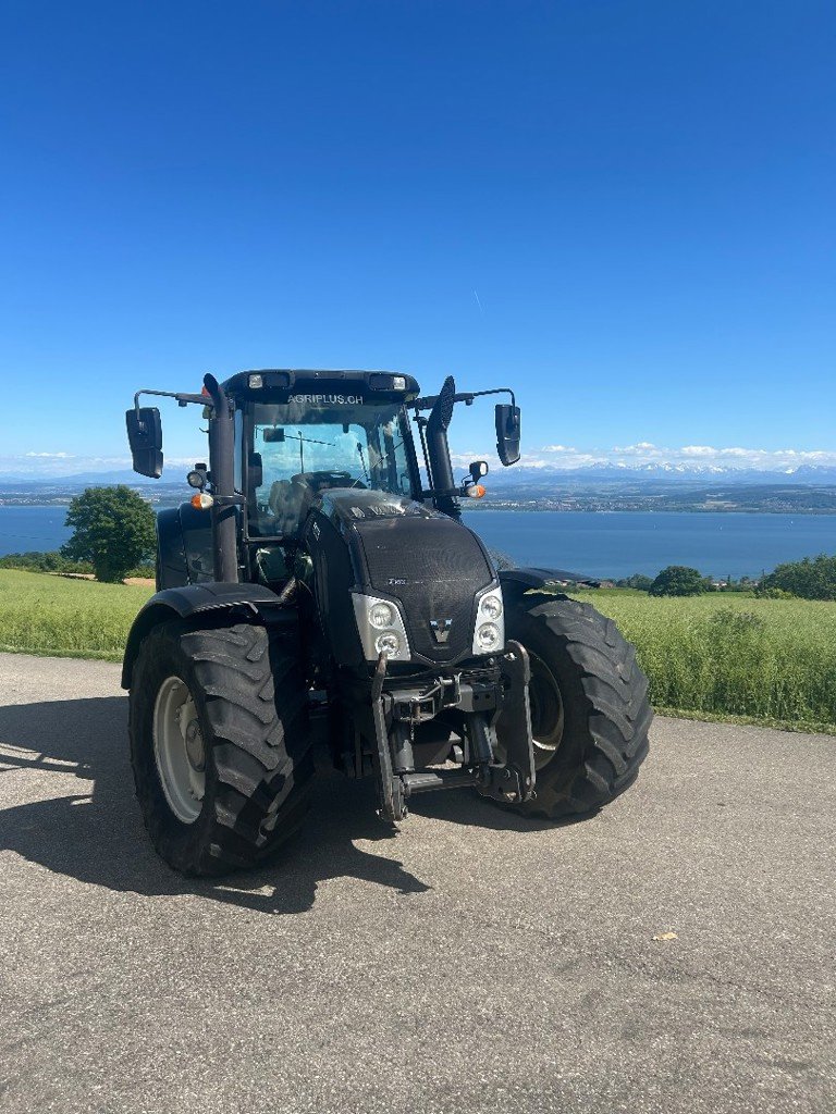 Traktor del tipo Valtra T 153 versu, Gebrauchtmaschine en Gorgier (Imagen 1)