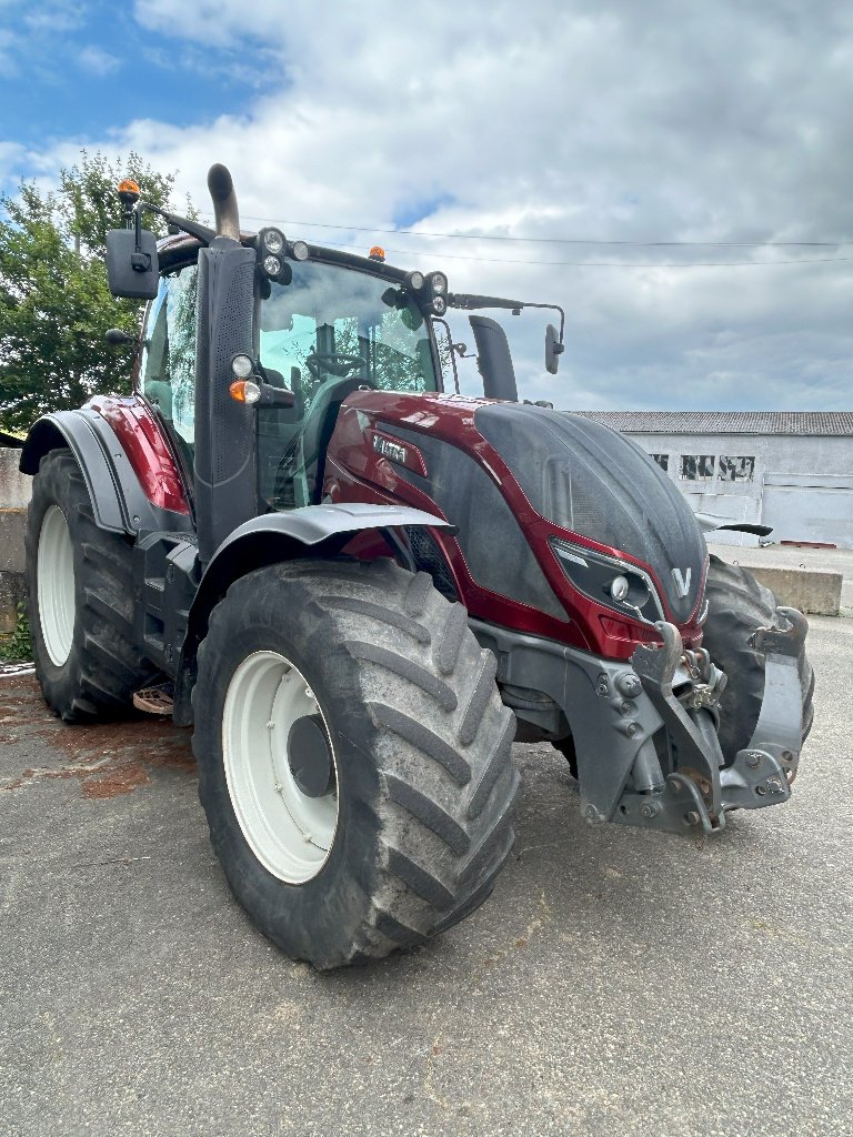 Traktor des Typs Valtra T 154 Hi, Gebrauchtmaschine in CORMENON (Bild 2)