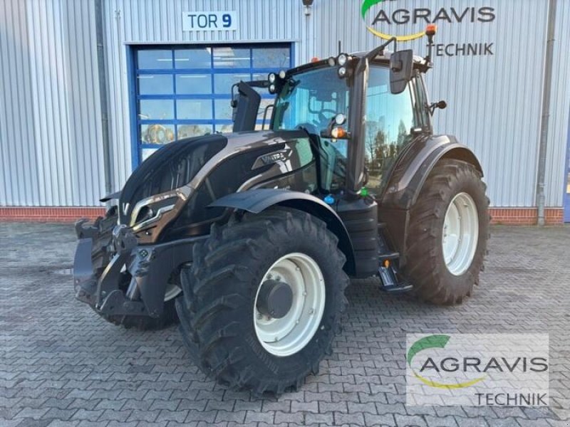 Traktor van het type Valtra T 155 A 2A1, Gebrauchtmaschine in Meppen (Foto 1)