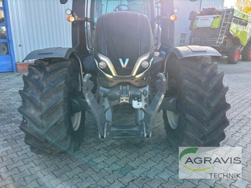 Traktor van het type Valtra T 155 A 2A1, Gebrauchtmaschine in Meppen (Foto 10)