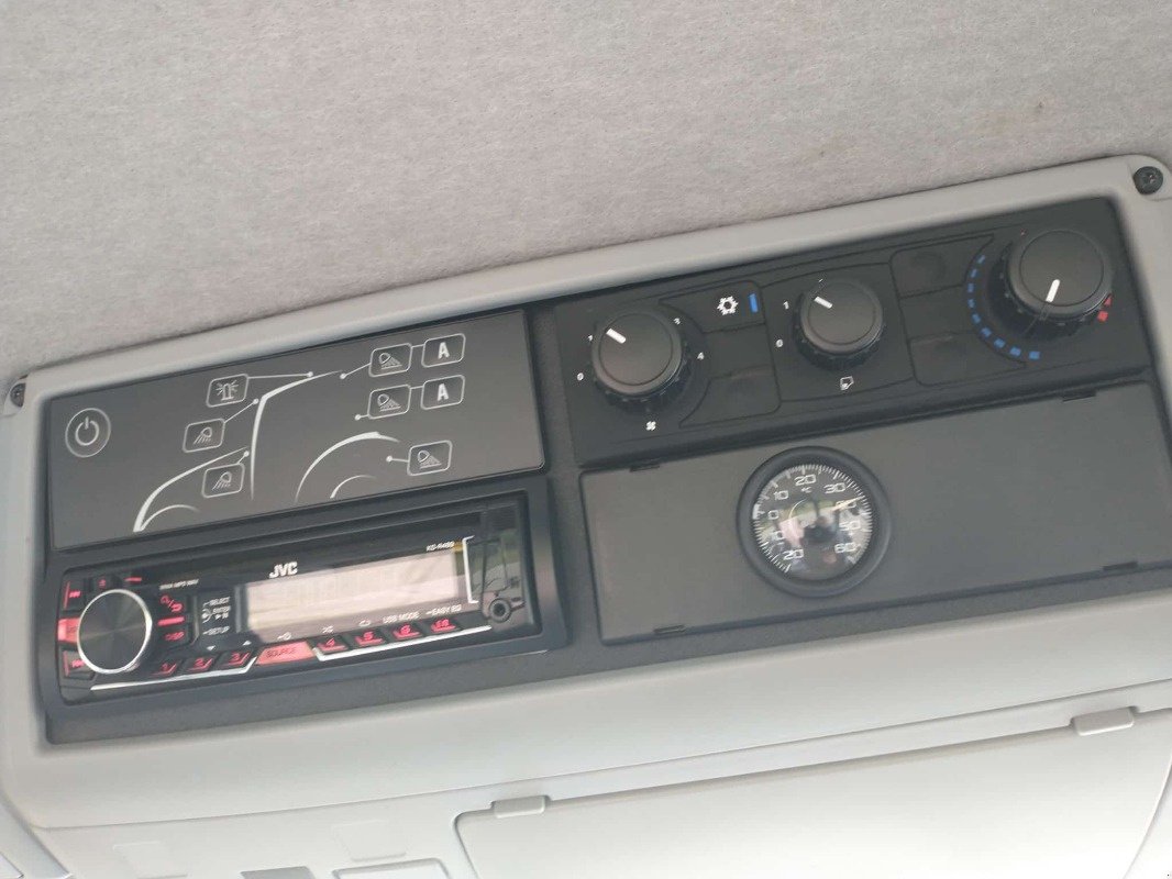 Traktor типа Valtra T 174 E, Gebrauchtmaschine в Plau am See / OT Klebe (Фотография 19)