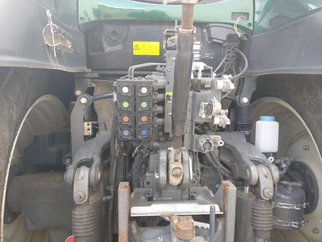 Traktor типа Valtra T 174 E, Gebrauchtmaschine в Plau am See / OT Klebe (Фотография 31)