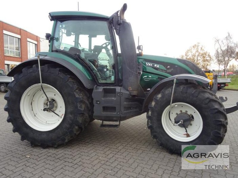 Traktor of the type Valtra T 174 ED 1A7, Gebrauchtmaschine in Uelzen (Picture 3)