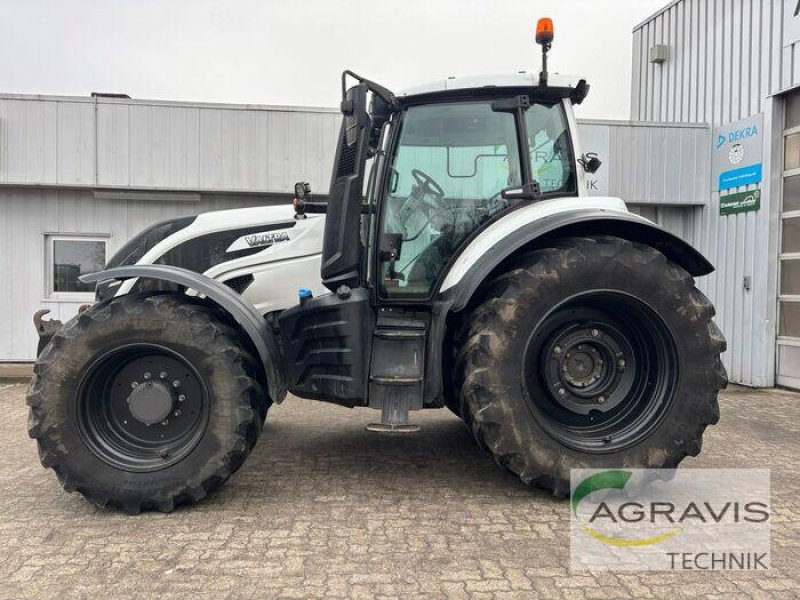 Traktor of the type Valtra T 174 ED 1B8, Gebrauchtmaschine in Celle (Picture 1)