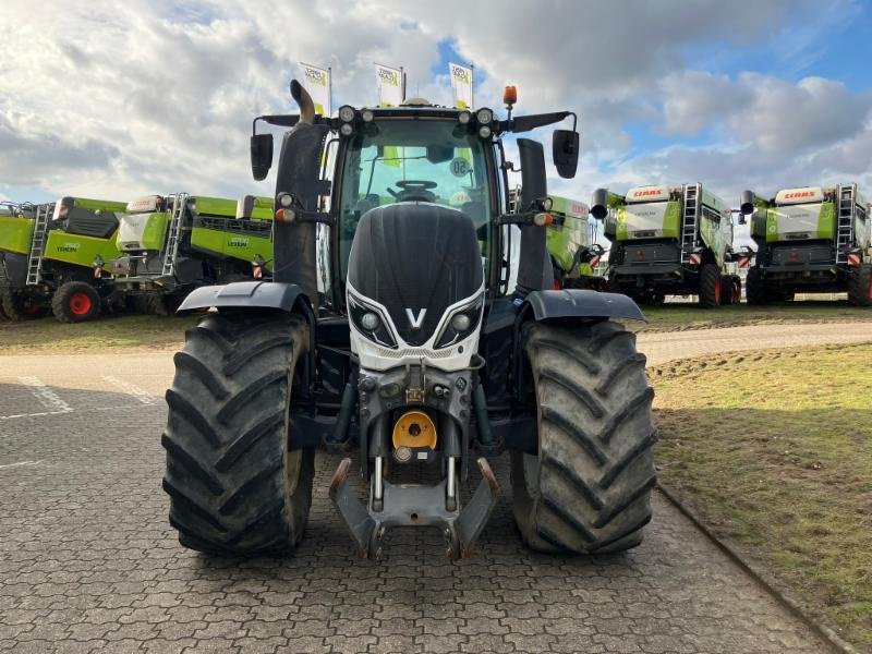 Traktor от тип Valtra T 174, Gebrauchtmaschine в Hockenheim (Снимка 10)