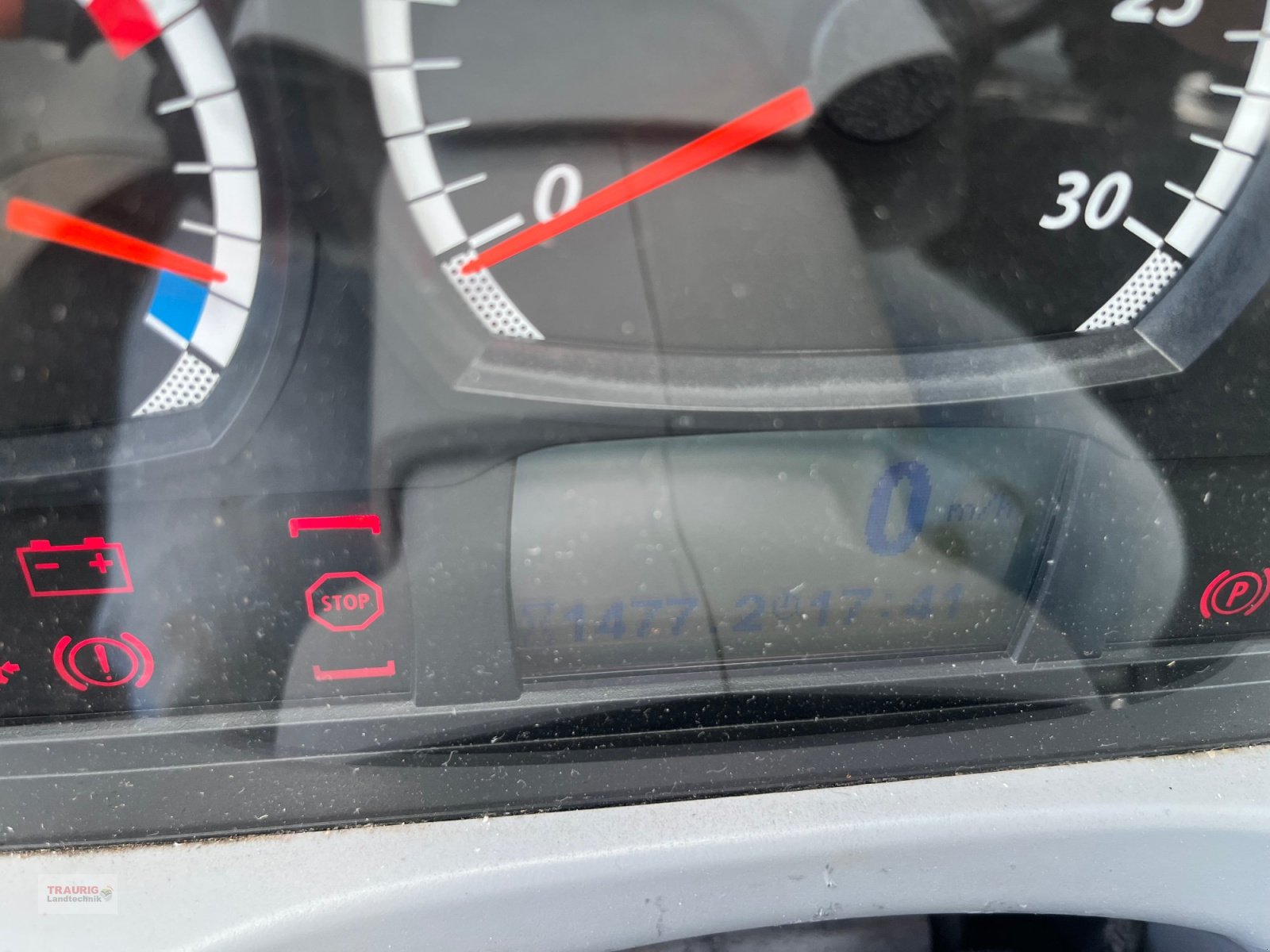 Traktor типа Valtra T 174D mit GPS, Gebrauchtmaschine в Mainburg/Wambach (Фотография 4)