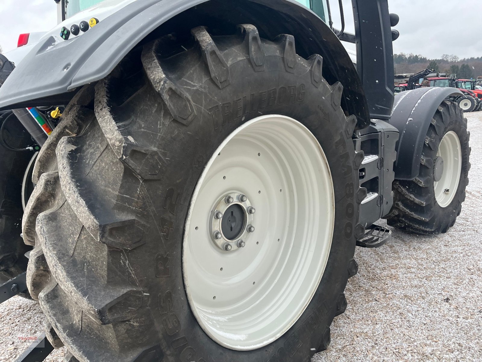 Traktor du type Valtra T 174D voll Ausstattung, Gebrauchtmaschine en Mainburg/Wambach (Photo 11)