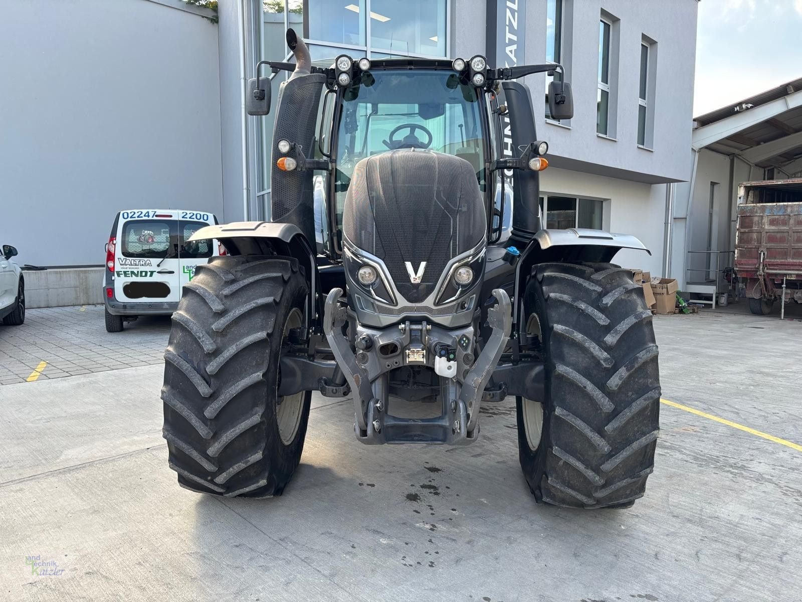 Traktor tipa Valtra T 174e Active, Gebrauchtmaschine u Deutsch-Wagram (Slika 12)