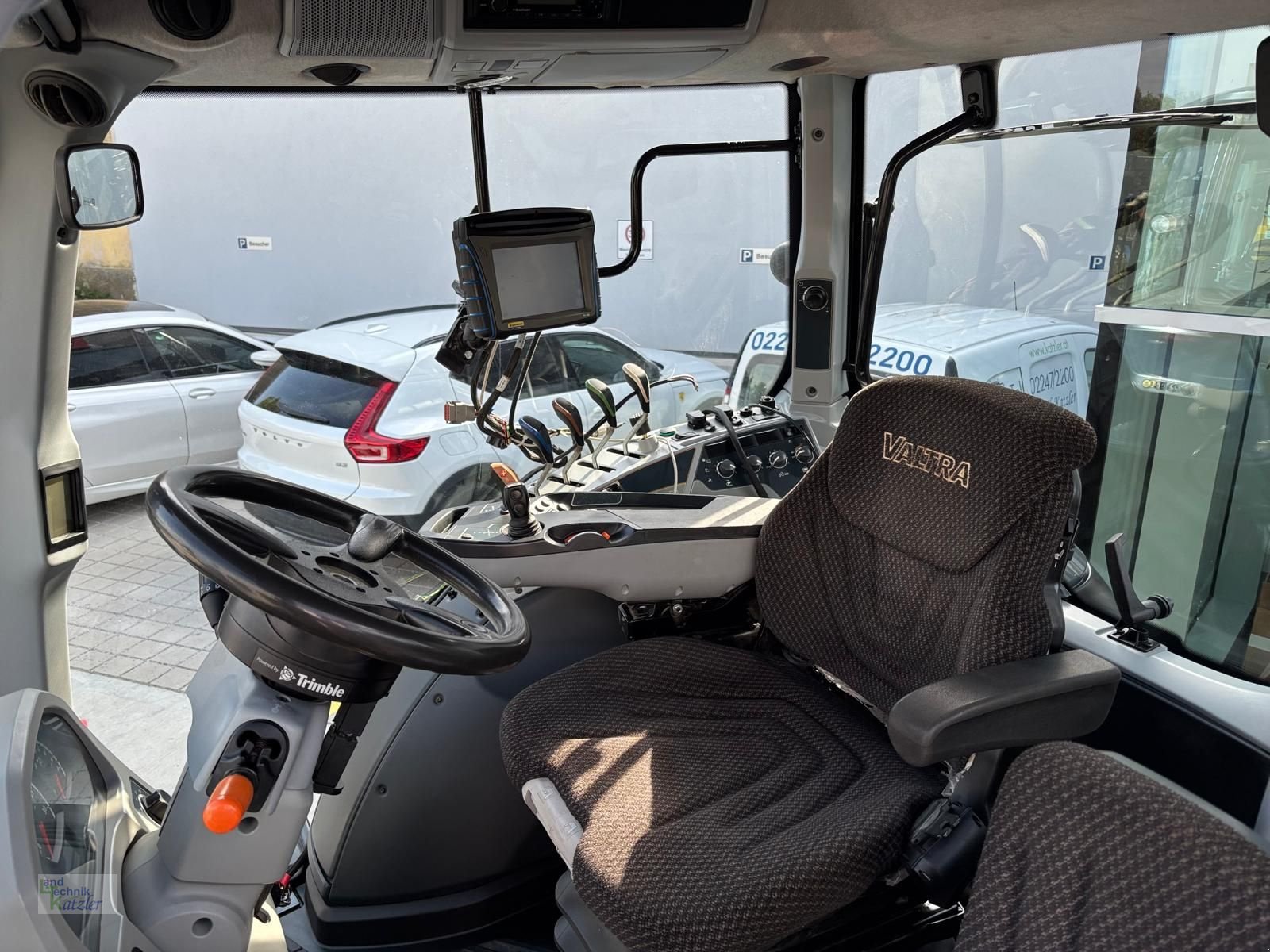 Traktor tipa Valtra T 174e Active, Gebrauchtmaschine u Deutsch-Wagram (Slika 14)