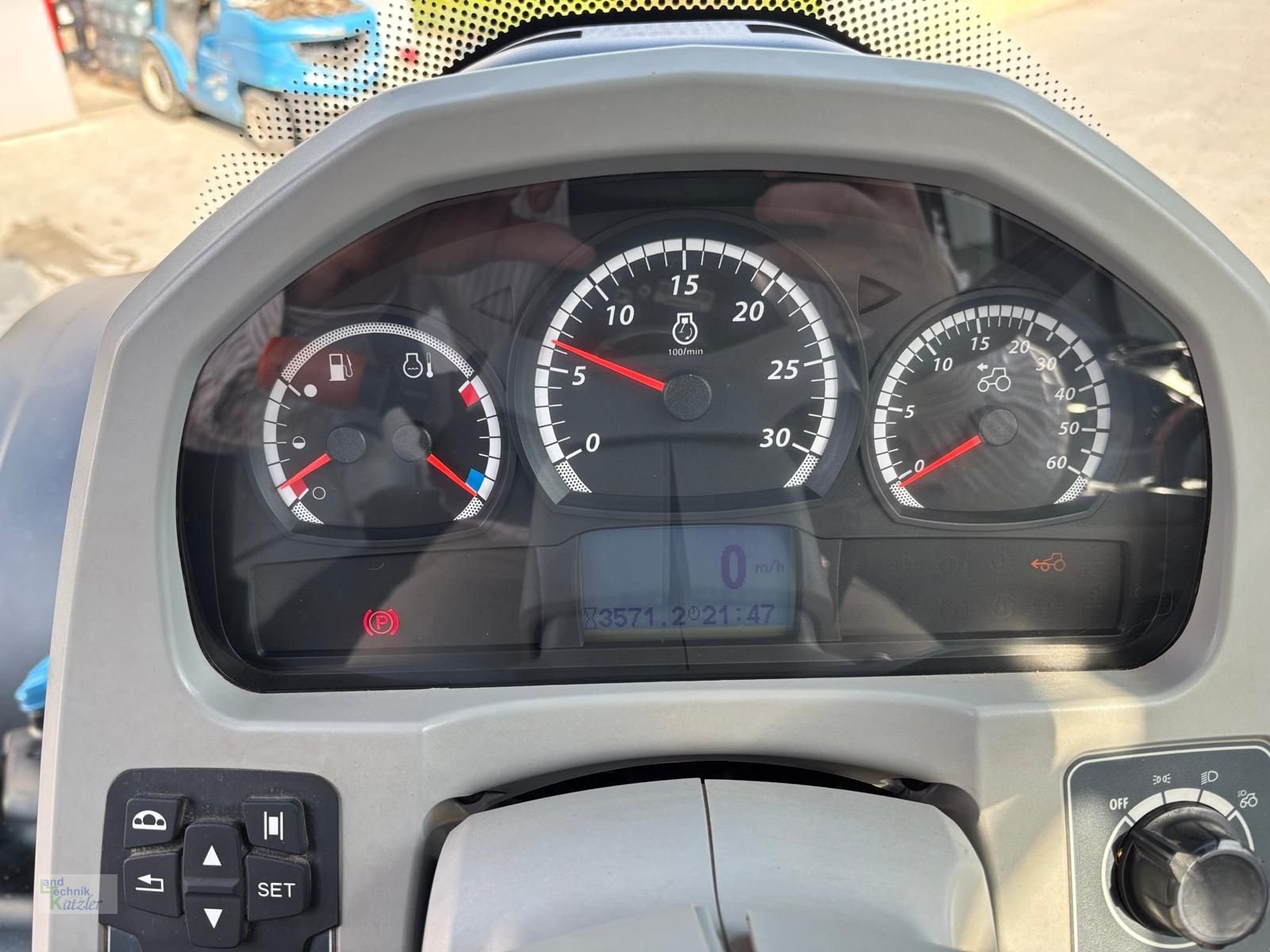 Traktor tipa Valtra T 174e Active, Gebrauchtmaschine u Deutsch-Wagram (Slika 15)