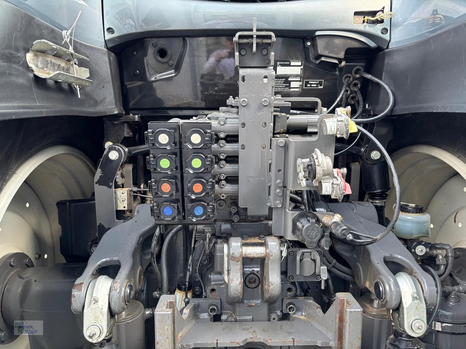 Traktor tipa Valtra T 174e Active, Gebrauchtmaschine u Deutsch-Wagram (Slika 7)