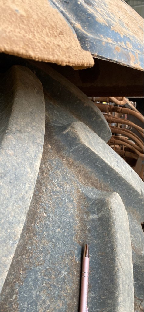 Traktor tip Valtra T 174e D SmartTouch, Gebrauchtmaschine in Nasbinals (Poză 11)