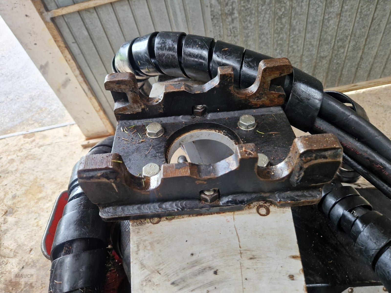 Traktor van het type Valtra T 174e Direct, Gebrauchtmaschine in Burgkirchen (Foto 16)