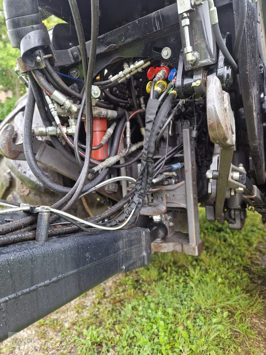 Traktor van het type Valtra T 174e Direct, Gebrauchtmaschine in Burgkirchen (Foto 13)