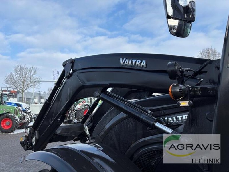 Traktor typu Valtra T 175 EA 2A1, Gebrauchtmaschine w Meppen (Zdjęcie 5)