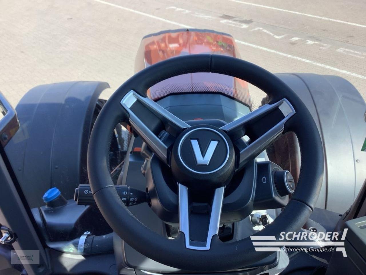 Traktor typu Valtra T 175 ED RÜFA, Gebrauchtmaschine w Völkersen (Zdjęcie 14)