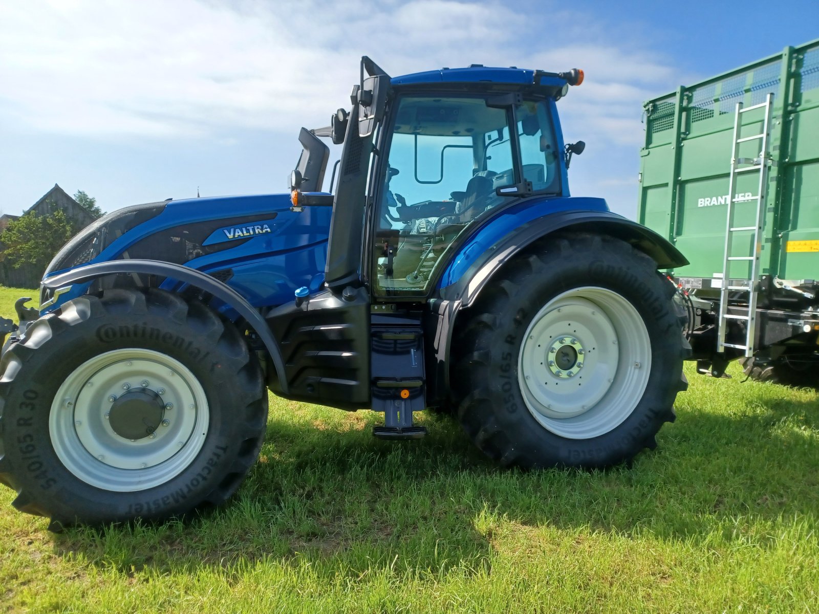 Traktor tipa Valtra T 175 ED, Neumaschine u Uffenheim (Slika 4)