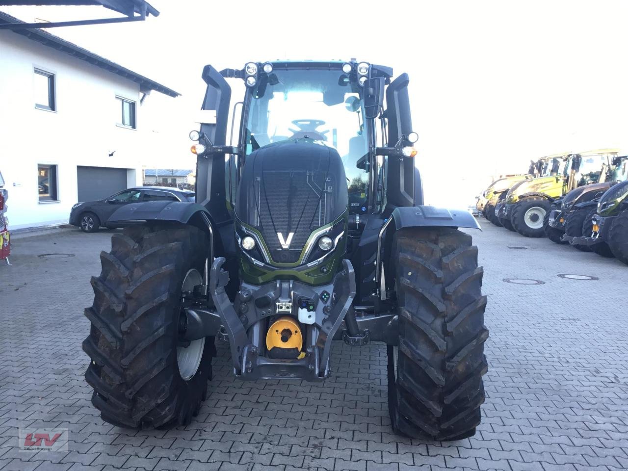 Traktor del tipo Valtra T 175e D GL, Neumaschine en Eggenfelden (Imagen 3)