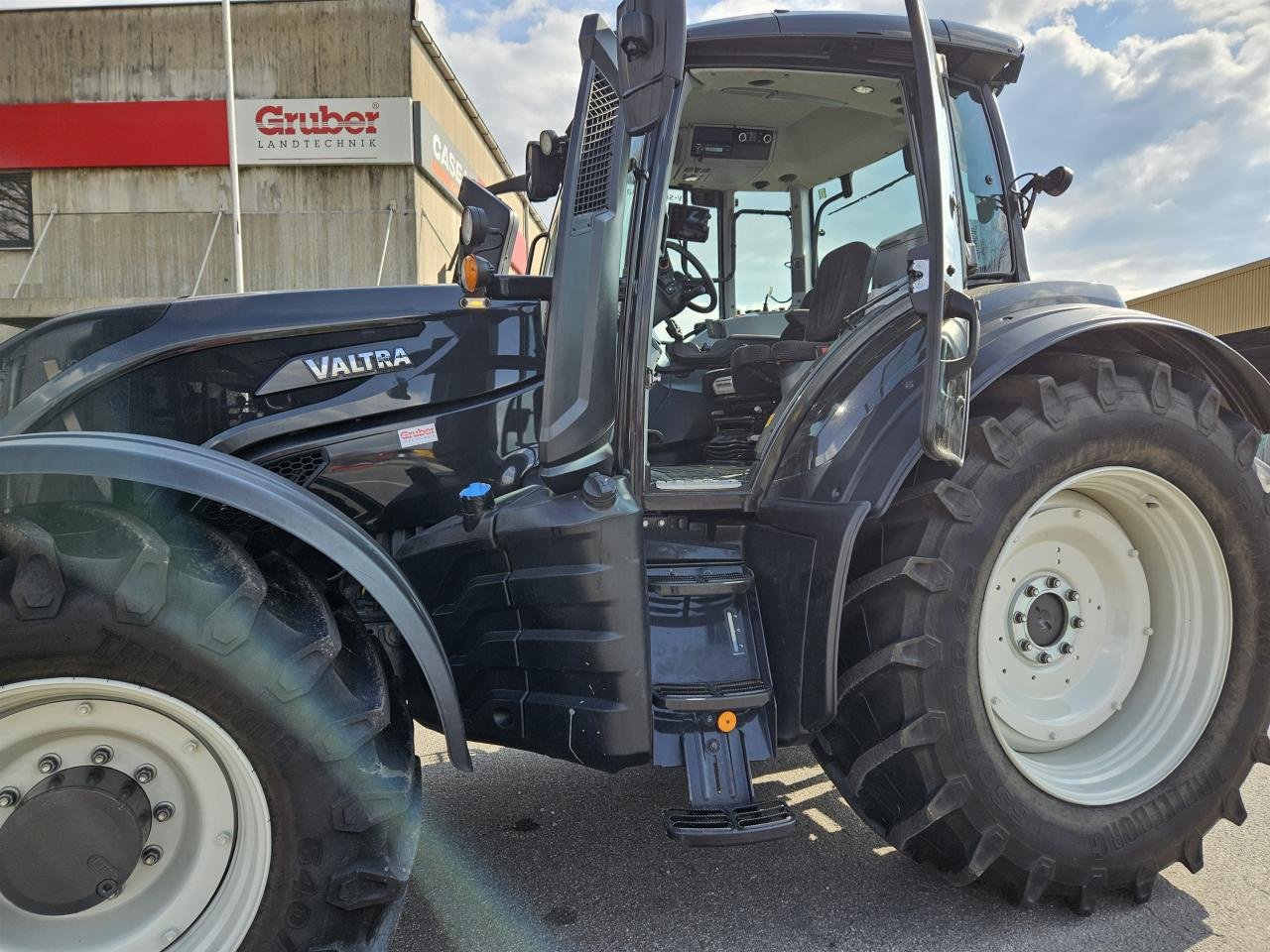 Traktor typu Valtra T 175e D, Gebrauchtmaschine v Ampfing (Obrázok 14)