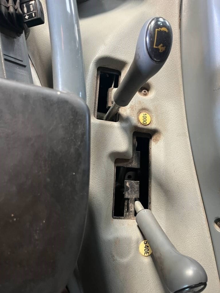 Traktor Türe ait Valtra T 191, Gebrauchtmaschine içinde Ringe (resim 19)