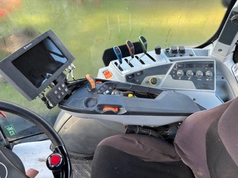 Traktor типа Valtra T 194 Active, Gebrauchtmaschine в CASTRES (Фотография 5)