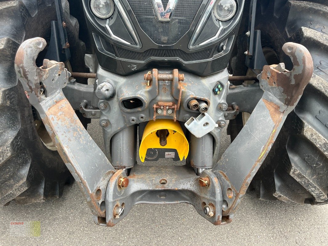 Traktor of the type Valtra T 194 S, FKH + FZW, ALÖ G7 M Frontlader, Gebrauchtmaschine in Neerstedt (Picture 12)