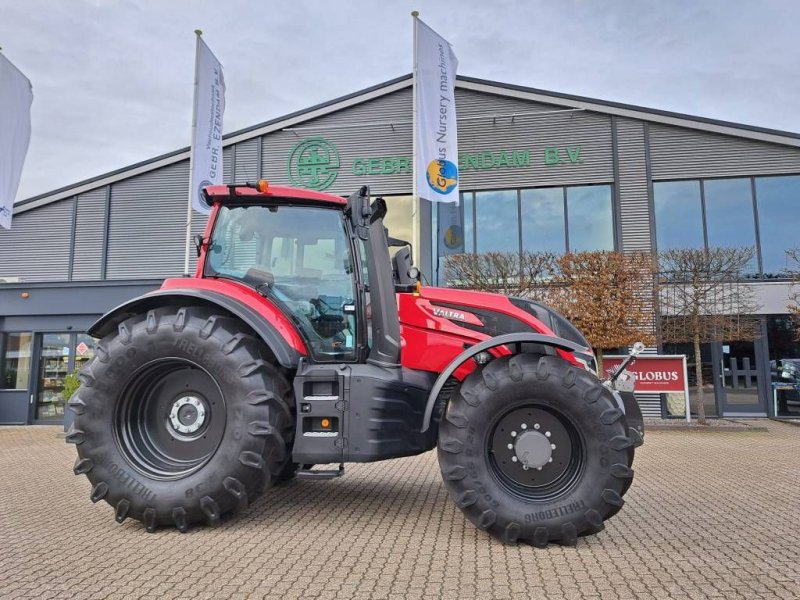 Traktor типа Valtra T 195 D, Neumaschine в Borne