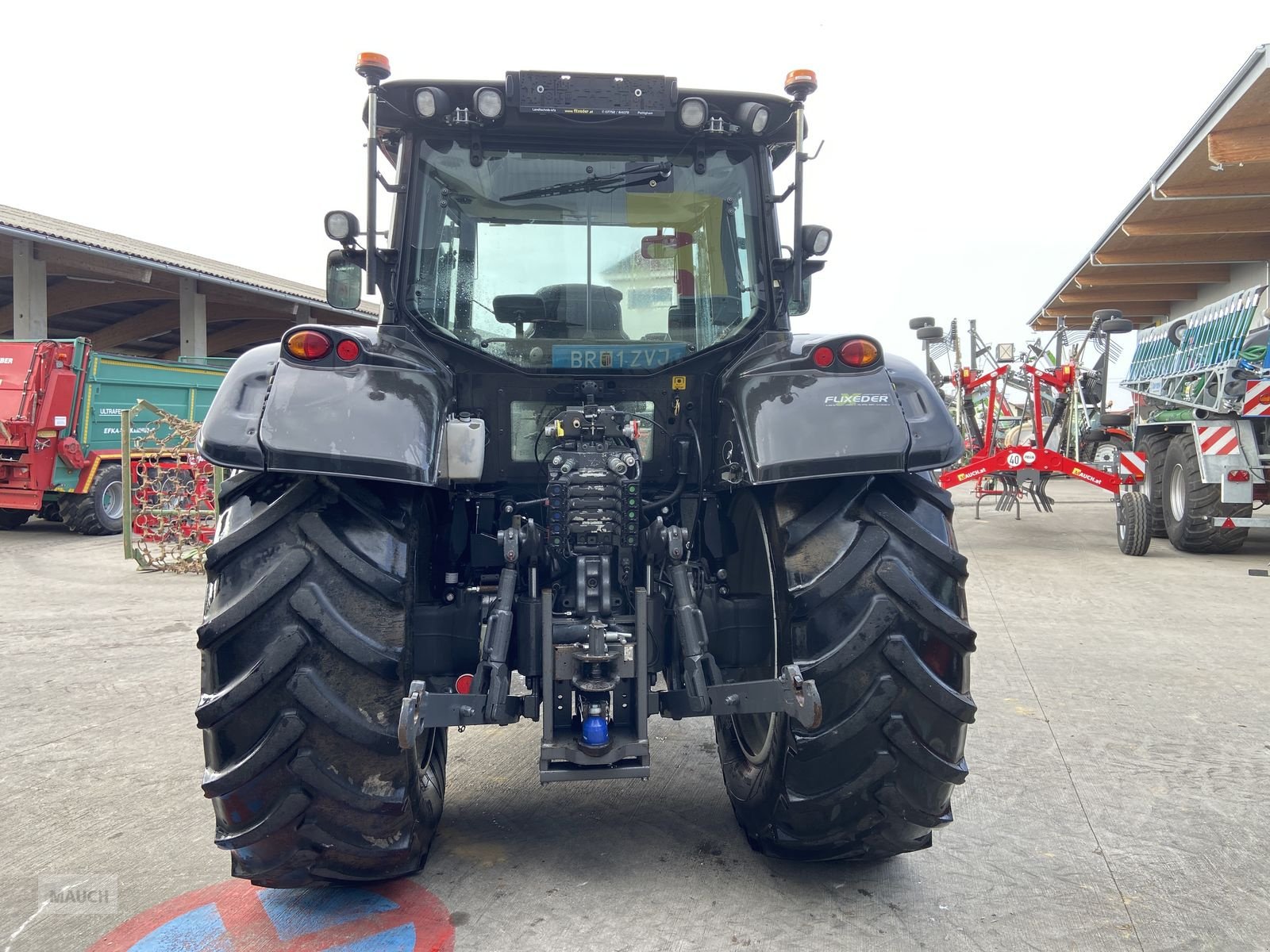 Traktor Türe ait Valtra T 203 Direct, Gebrauchtmaschine içinde Burgkirchen (resim 7)