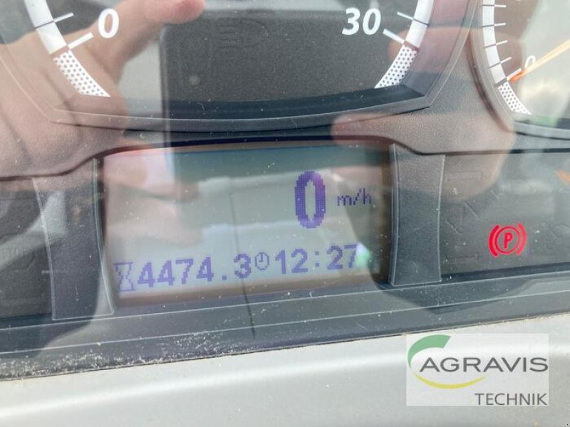 Traktor Türe ait Valtra T 214 D 1A7, Gebrauchtmaschine içinde Söhlde-Hoheneggelsen (resim 16)