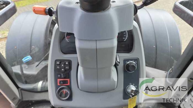 Traktor of the type Valtra T 214 D 1B8, Gebrauchtmaschine in Beckum (Picture 17)