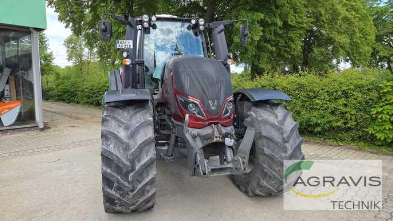 Traktor of the type Valtra T 214 D 1B8, Gebrauchtmaschine in Beckum (Picture 4)