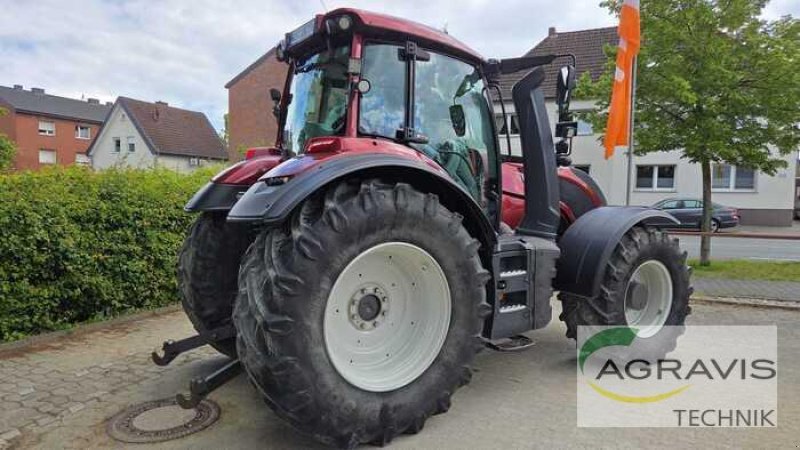 Traktor of the type Valtra T 214 D 1B8, Gebrauchtmaschine in Beckum (Picture 8)
