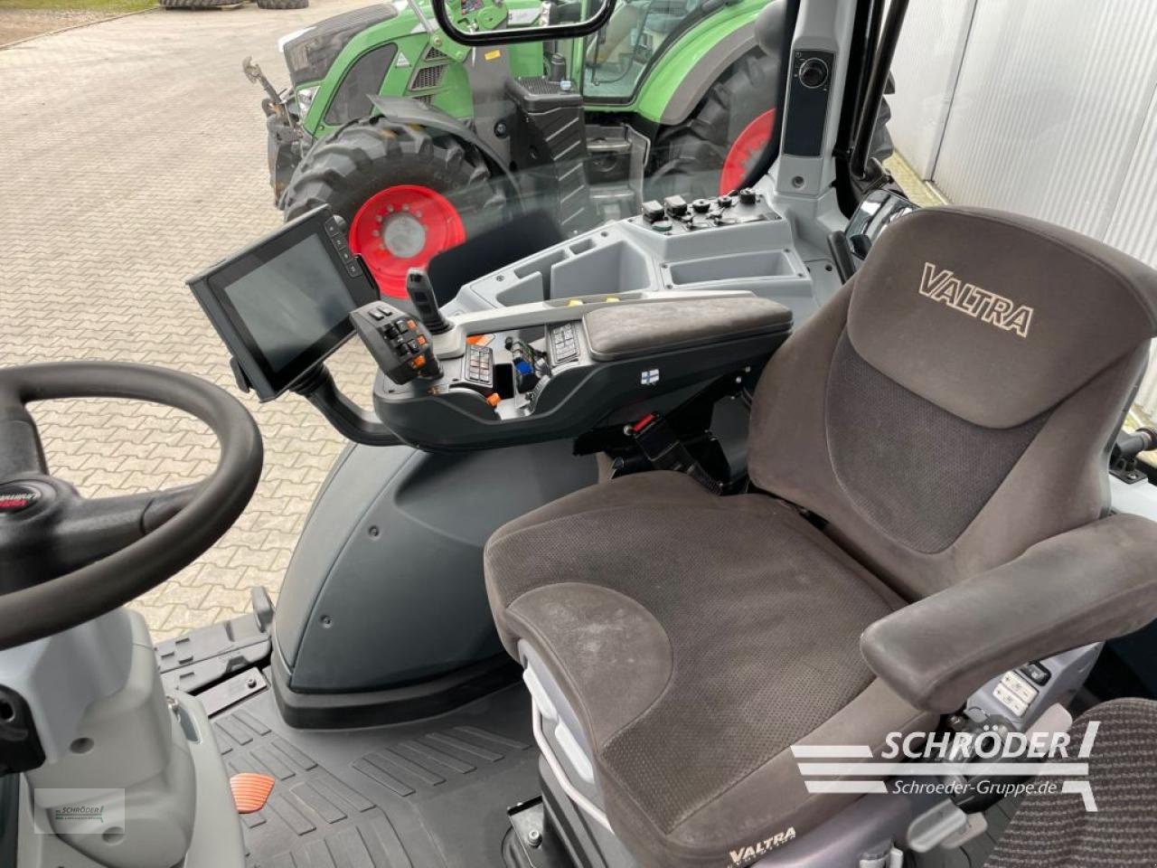 Traktor typu Valtra T 214 D SMARTTOUCH + RTK, Gebrauchtmaschine w Jade OT Schweiburg (Zdjęcie 11)
